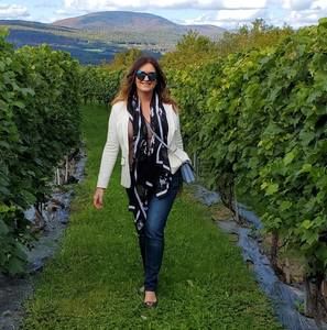 Meet your Posher, Marie-michel